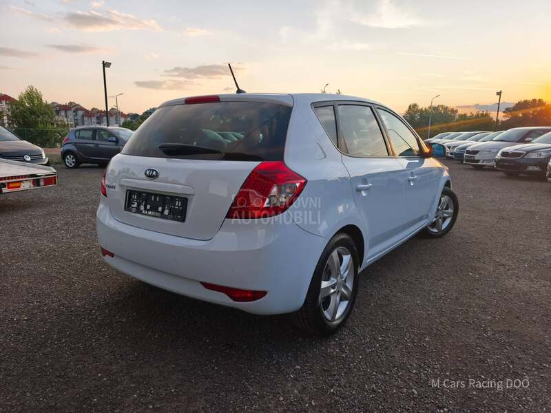 Kia cee`d 1.6 CH