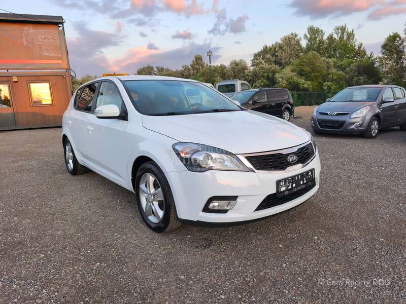 Kia cee`d 1.6 CH