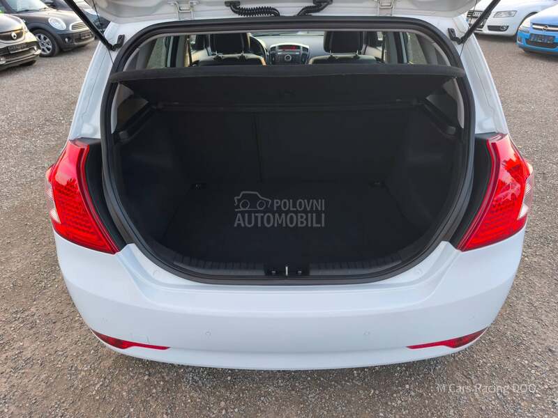 Kia cee`d 1.6 CH