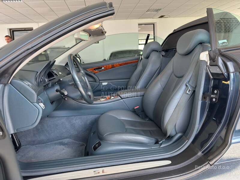 Mercedes Benz SL 500 V8