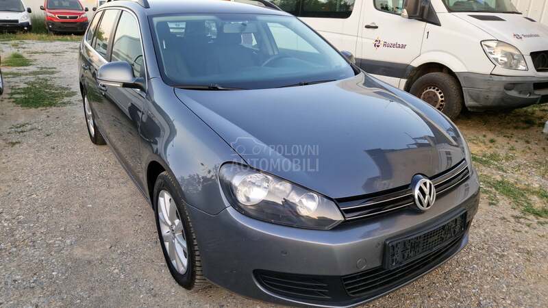 Volkswagen Golf 6 1.6 tdi Nav