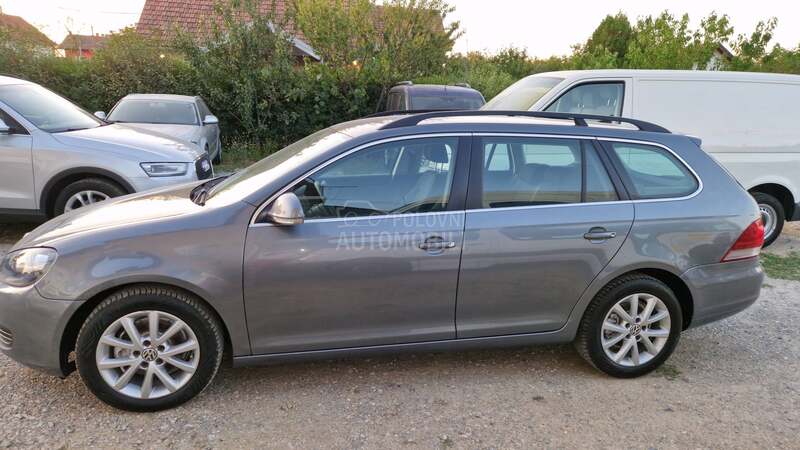 Volkswagen Golf 6 1.6 tdi Nav