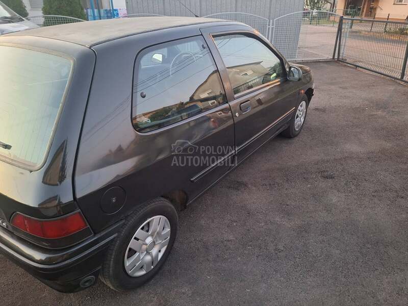 Renault Clio 1.4