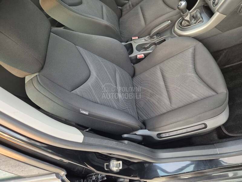 Peugeot 308 1.6hdi/68kv/NOV/