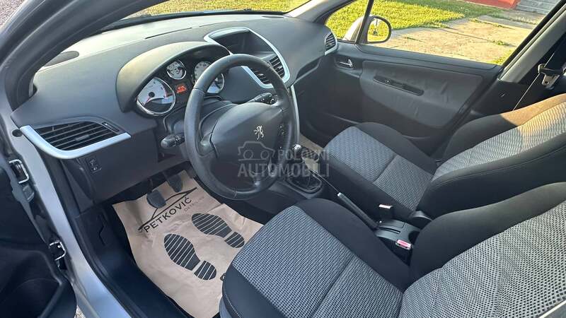 Peugeot 207 1.6Hdi