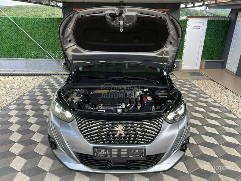 Peugeot 2008 ALLURE Z.LANAC 8mm
