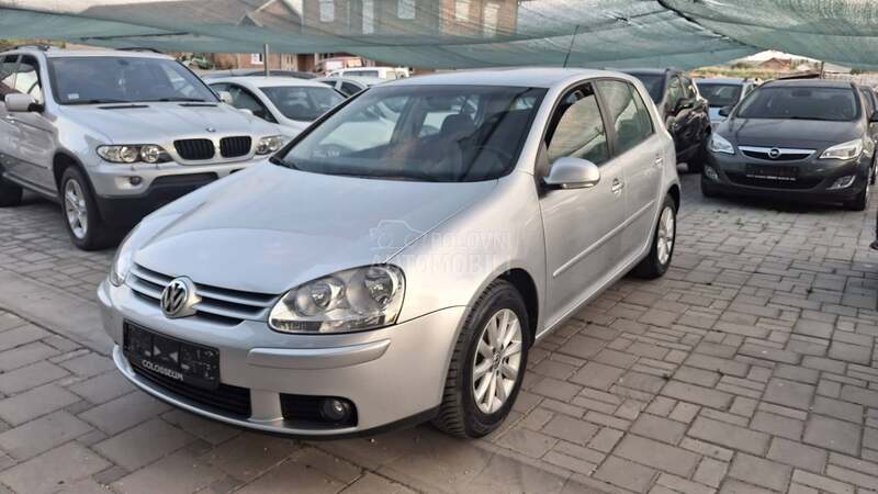 Volkswagen Golf 5 CH N0V