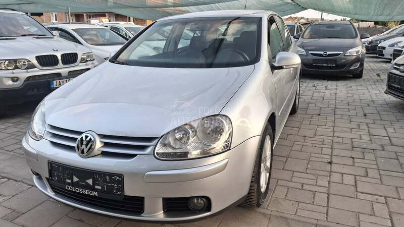 Volkswagen Golf 5 CH N0V