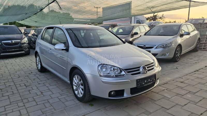 Volkswagen Golf 5 CH N0V