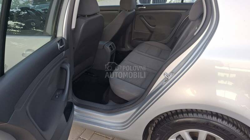 Volkswagen Golf 5 CH N0V