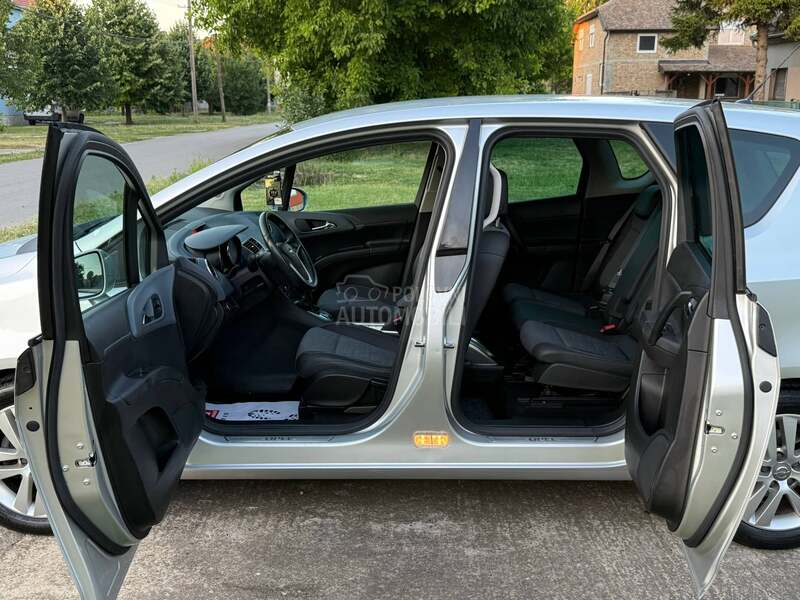 Opel Meriva 1.4 COSMO NOVA