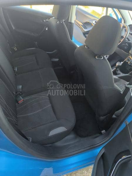 Peugeot 208 1.2 CH Peugeot 208 1.2 CH