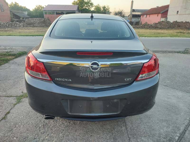 Opel Insignia 2.0 cdti