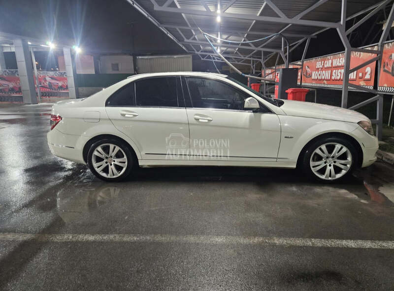 Mercedes Benz C 220 