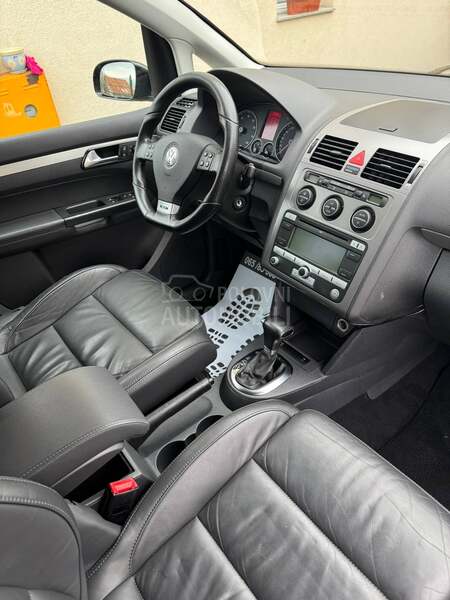 Volkswagen Touran CH   R-LINE