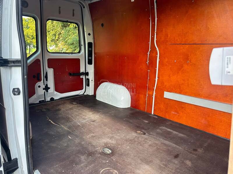 Renault Master 2.3 klima/kamera/km