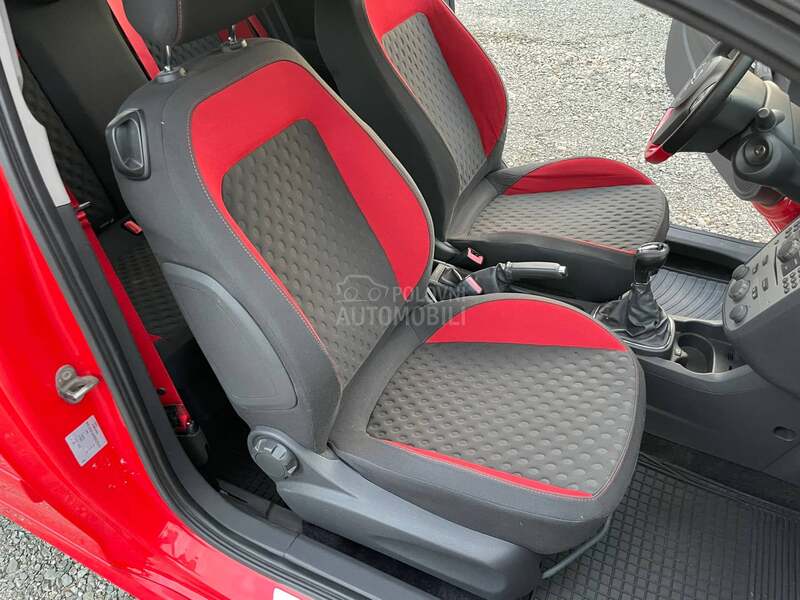 Opel Corsa D 1.6T GSi