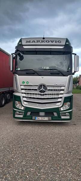 Mercedes Benz 1845 LS 4x2