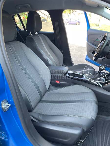 Peugeot 208 ALLURE