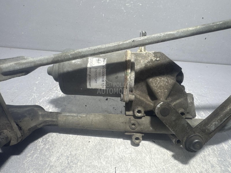 MOTORIC PREDNJEG BRISACA