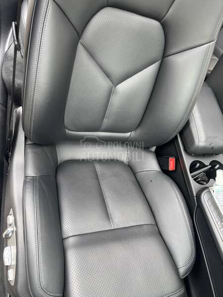 Porsche Macan Pano Air