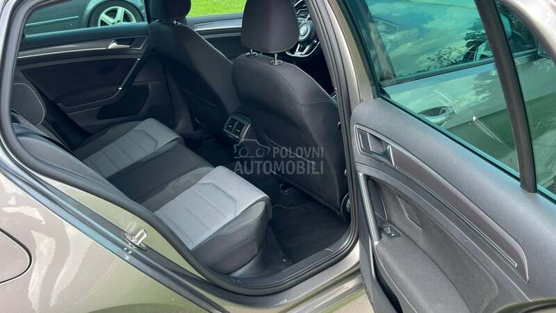 Volkswagen Golf 7 2,0 tdi R-line