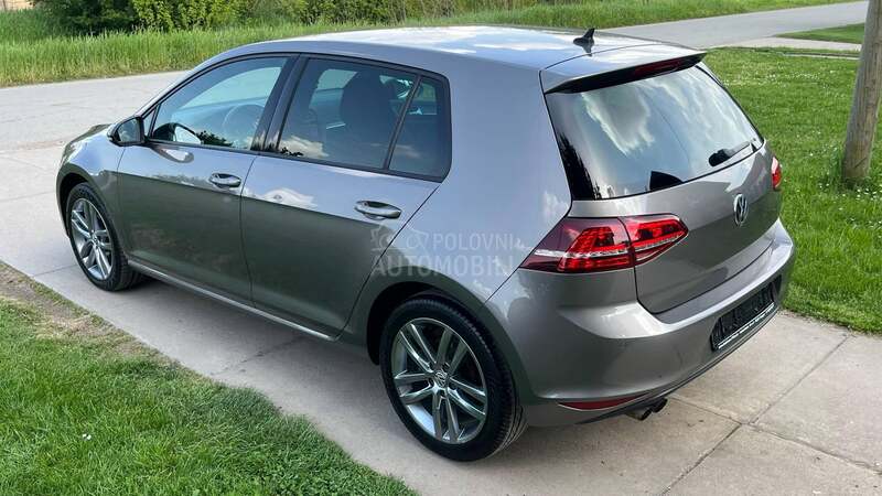 Volkswagen Golf 7 2,0 tdi R-line
