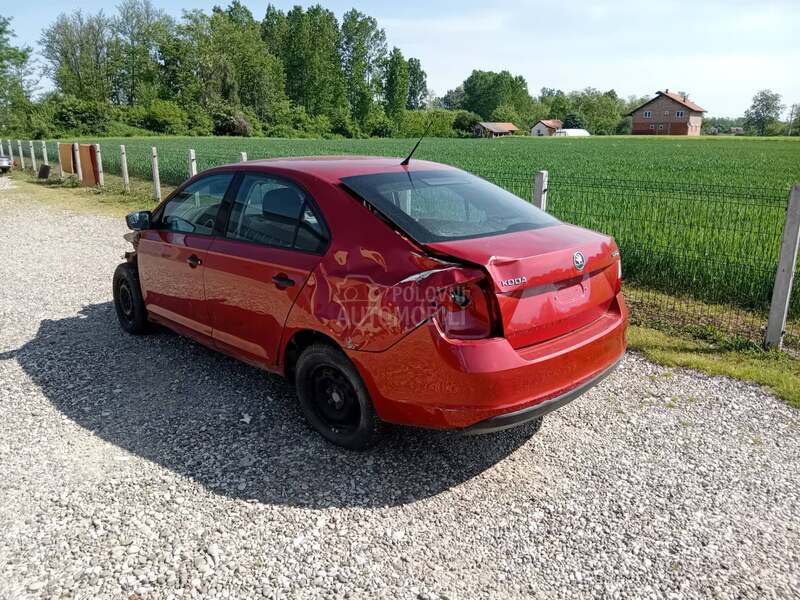 Škoda Rapid 
