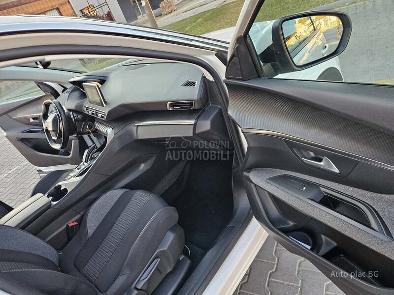 Peugeot 3008 1.5Hdi ACTIVE