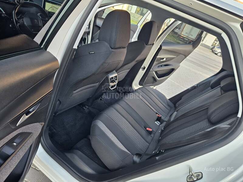 Peugeot 3008 1.5Hdi ACTIVE