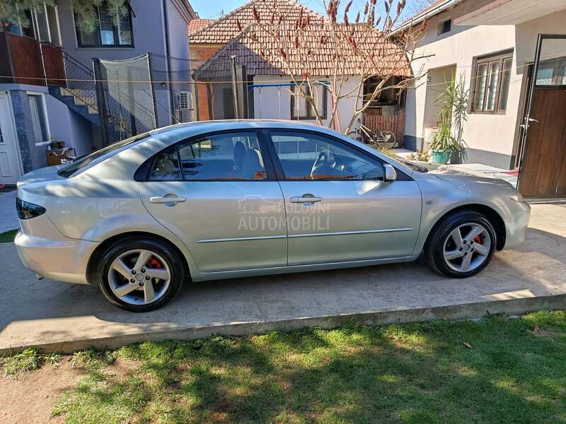 Mazda 6 