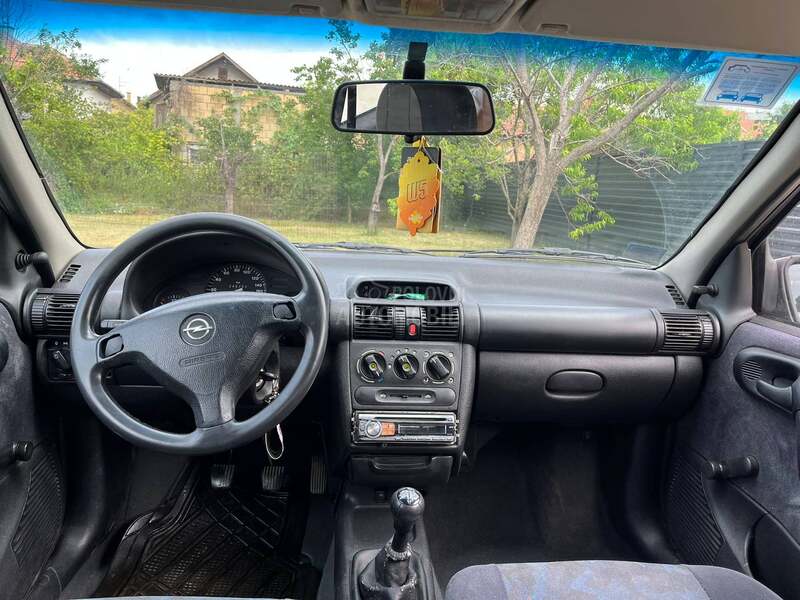 Opel Corsa B 