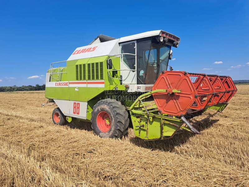Claas Dominator 88