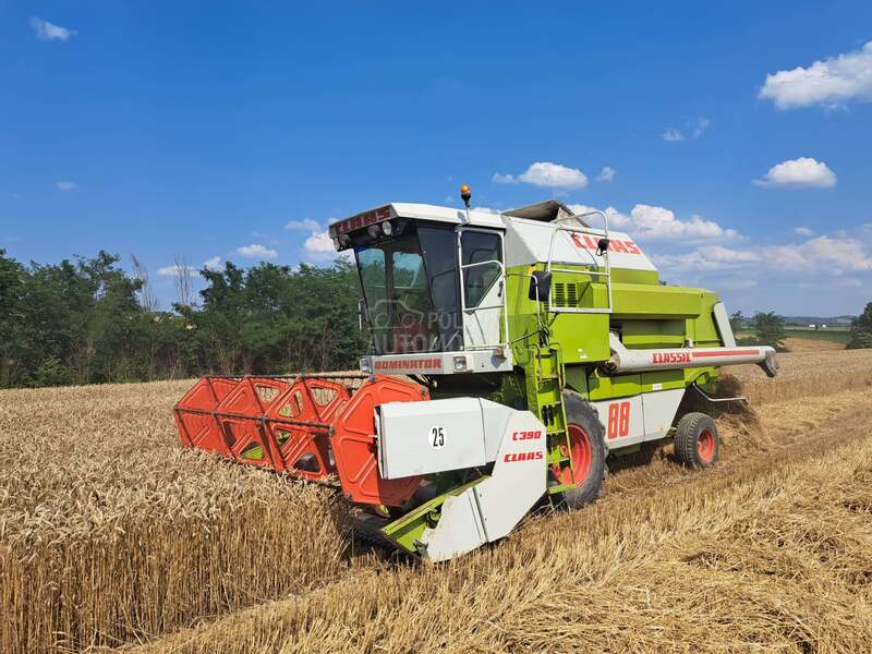 Claas Dominator 88