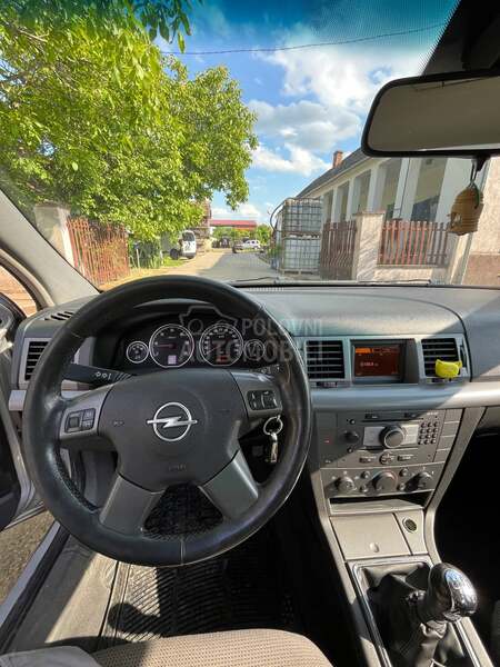 Opel Vectra C 1.9 cdti