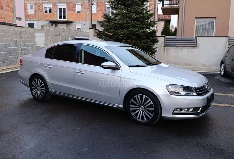Volkswagen Passat B7 1.6HIGHLINE