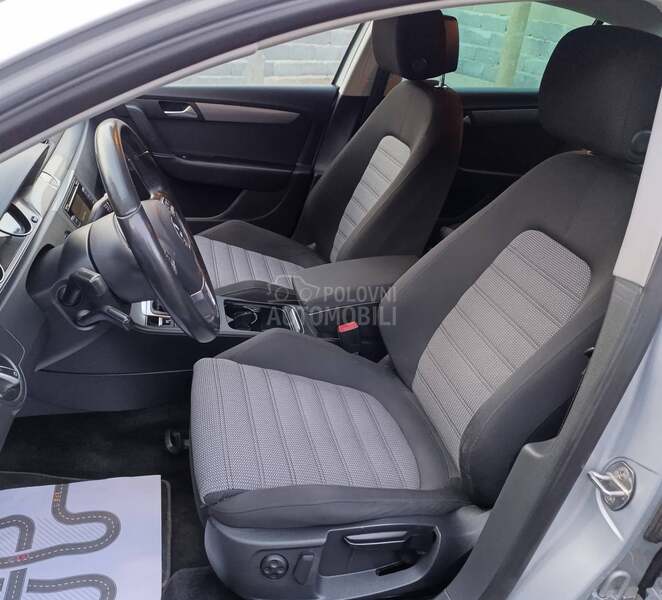 Volkswagen Passat B7 1.6HIGHLINE