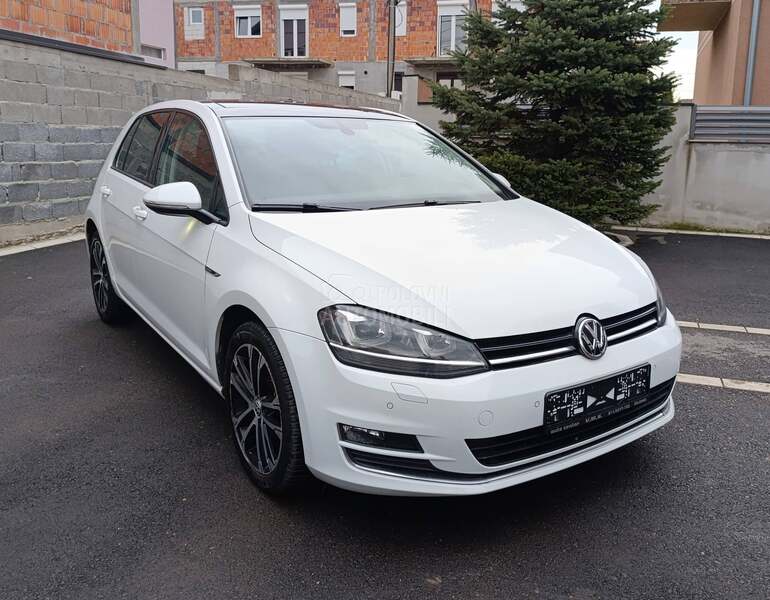 Volkswagen Golf 7 LOUNGE