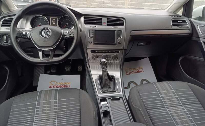 Volkswagen Golf 7 LOUNGE