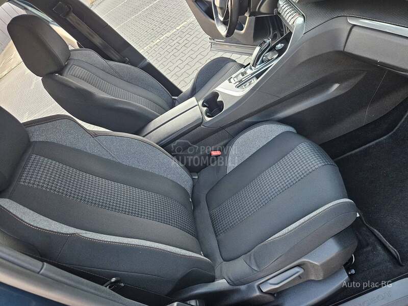 Peugeot 3008 1.5Hdi KAM/LED/NAV