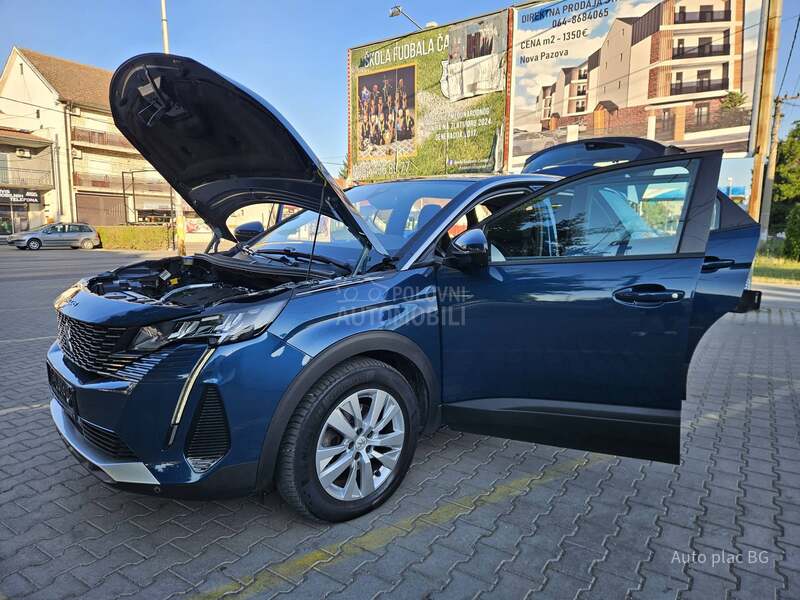 Peugeot 3008 1.5Hdi KAM/LED/NAV