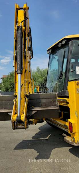 JCB 4CX