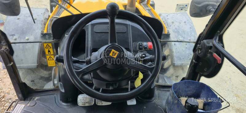 JCB 4CX
