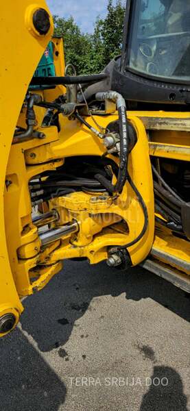 JCB 4CX