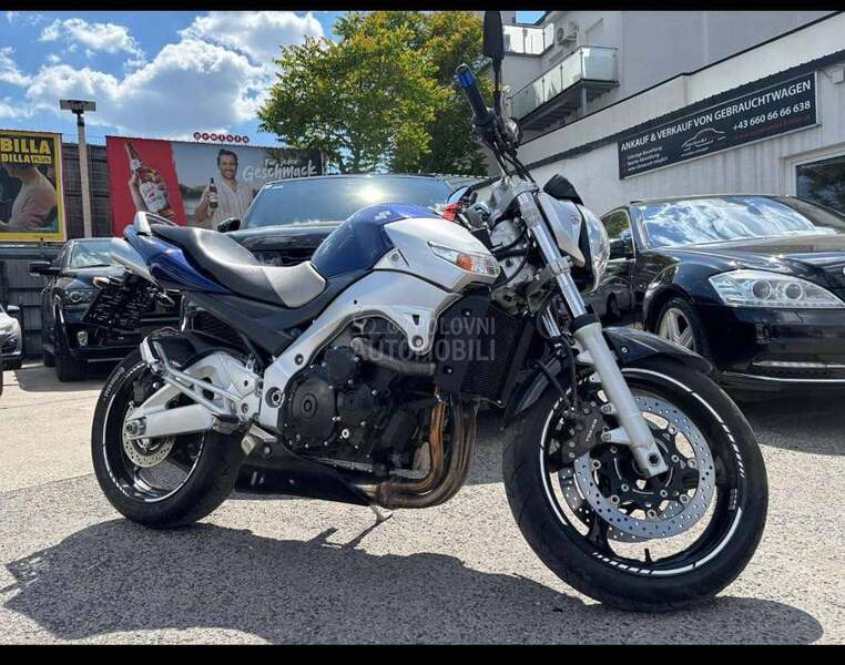 Suzuki GSR 600