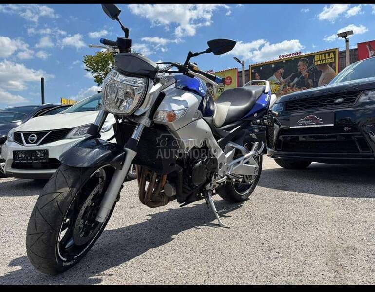 Suzuki GSR 600
