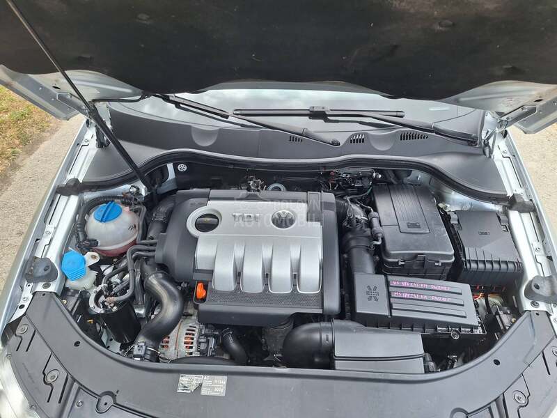 Volkswagen Passat B6 2.0tdi.8