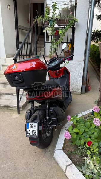 Piaggio Beverly 400 s