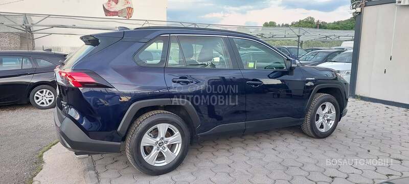 Toyota RAV 4 2.5 Hibrid Business