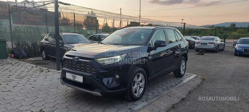 Toyota RAV 4 2.5 Hibrid Business